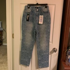 Juniors denim snow white floral print covered NWT